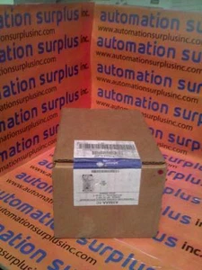 JOHNSON CONTROLS A350AA-1C TEMPERATURE CONTROLLER -30 to130F 24V NEW! QUANTITY! - Picture 1 of 3