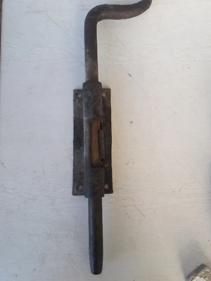 GRANDE TARGETTE ANCIENNE - Photo 1/4