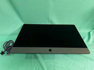 Apple iMac Pro 27 2017 3.0 GHz 10-Core Intel Xeon W 128GB 1TB SSD,  Radeon Pro - Picture 1 of 4