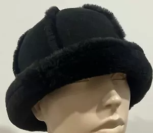UGG AUSTRALIA Cappello a secchio nero originale tinto pelle di pecora - Taglia unica - Foto 1 di 5