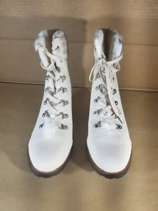 Sam Edelman Manchester Ivory Faux Fur Lined Heeled Lace Up Boots Size 9 New - Picture 1 of 24