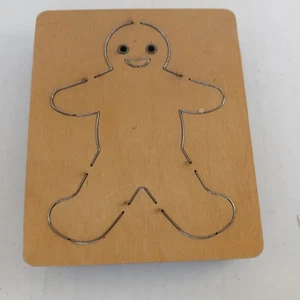 Álbum de recortes artesanal Navidad Accucut Ellison Wood Die Gingerbread Man 5X6 - Imagen 1 de 3