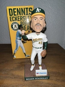 2017 Dennis Eckersley Bobblehead SGA NEW Oakland A's Eck Athletics Fist Pump - Picture 1 of 2
