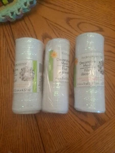 Floral Gardens Mesh 6 Inch X 5 Yards. 3 Rolls White. - Picture 1 of 3