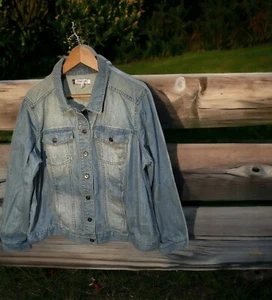 Jennifer Lopez Denim Jacket Sz 1X Light Wash Blue Plus Size - Picture 1 of 9