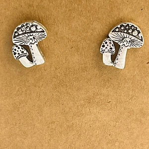 Orecchini a perno fungo tono argento regalo gioielli regalo compleanno hippie estate - Foto 1 di 6