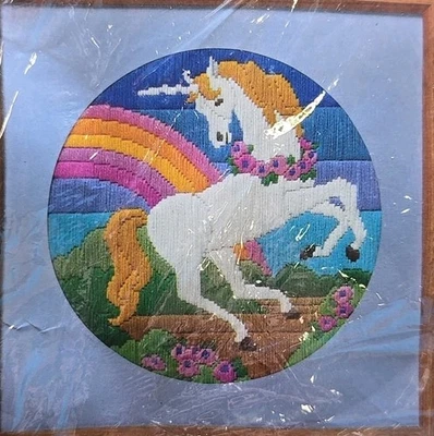 Vintage Creative Circle Embroidery Kit 0622 Rainbow Unicorn OPEN NO NEEDLE - Image 1 of 4