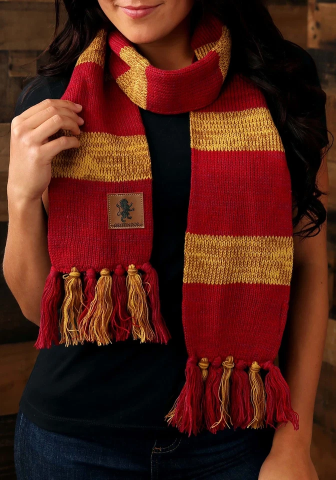 Harry Potter Vintage Hogwarts Gryffindor Scarf - Image 1 of 1