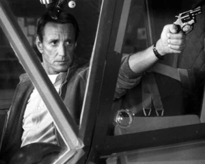 78217 Roy Scheider Photo Wall Print Poster US - Picture 1 of 7