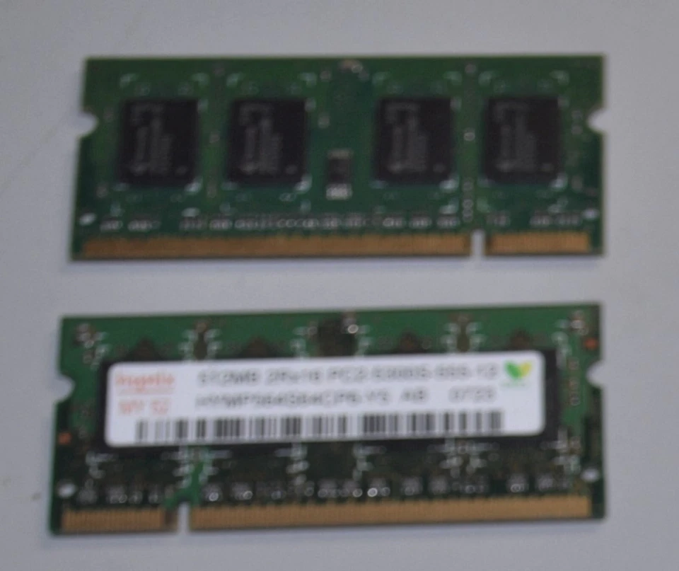 LAPTOP MEMORY VARIOUS BRANDS  512MB 2Rx16 PC2-5300S    MATCHED PAIR 1 GB  TOTAL - Image 1 of 1