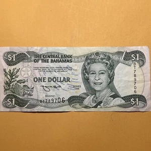 Bahamas One Dollar Avg Circulated Paper Money Queen Elizabeth - P#57a (Smith) - Picture 1 of 4