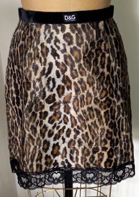 DOLCE & GABBANA ITALY LEOPARD PRINT & LACE TRIM SKIRT SIZE 30/44 - Image 1 of 4