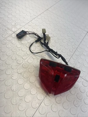 Luz de freno trasera OEM Suzuki GSXR600 GSXR750 2008-2010 Foto 1 de 4