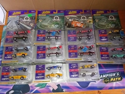Lote de 500 ganadores y paquete de duelo de ritmo Johnny Lightning Indianapolis Foto 1 de 3