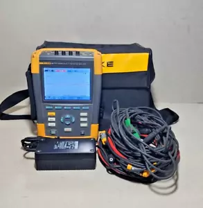 Fluke 438-II Serie 2 Leistungsqualitäts- und Energieanalysator mit Motoranalysator Option - Bild 1 von 11