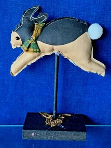 Vintage Primitive RUNNING BUNNY Black & White Dutch Pedestal Stand Doll 8" ❤️m9 - Picture 1 of 8