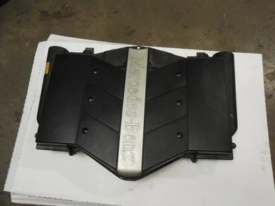 Conjunto de caja de filtro de aire del motor A 1120900601 02-06 Mercedes Benz R230 SL500 CL500 Foto 1 de 4