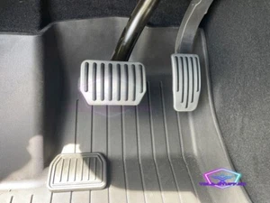 Pedały srebrne aluminiowy wygląd do Tesla 3 19-23 - Zdjęcie 1 z 3