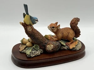 Bordüre Fine Arts 'Baby Eichhörnchen & Blaumeise (rot)' Ornament von Ray Ayres FE15A - Bild 1 von 11