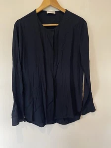 Scanlan Theodore Women’s Navy Blue Button Up Crepe Blouse Size 10 EUC - Picture 1 of 7