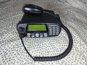 Motorola TETRA MTM700 DIGITAL RADIO UHF 380-430MHz - Zdjęcie 1 z 6