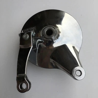 Rear wheel Drum Brake Assembly For Suzuki GN125 GS125 EN125 Motorcycle - Image 1 of 4