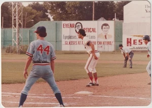Baseballspieler auf Basis Chattanooga TN Lookouts Farbfoto 3 1/2" x 5" 1979 - Bild 1 von 2