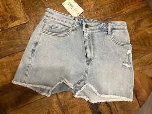 GB Juniors Crossover High Waisted Distress Fray Hem Shorts Lt Blue Size 5 (B66a) - Picture 1 of 6