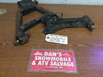 A  Arm Left Rear Arms # 0504-031, 0504-044  Arctic Cat 2001 Red 300 ATV 4x4 Foto 1 de 4