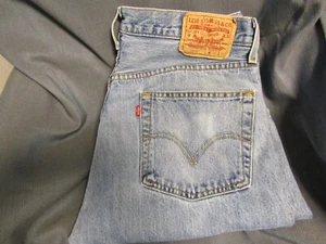 Levis 501 Jeans Mens 34x30 Blue Regular Straight Button Fly Denim  - Picture 1 of 4