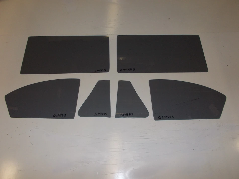 Vidrio 1952 1953 Buick Riviera Olds Super 88 98 cupé puerta de ventilación cuarto gris Foto 1 de 1