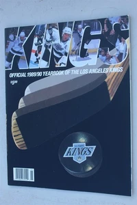 LOS ANGELES KINGS OFFICIAL 1989/ 90 YEARBOOK  - Picture 1 of 2