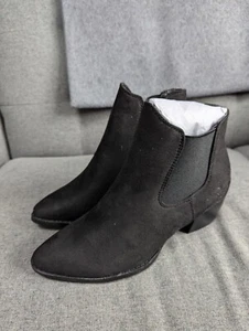 Boohoo Chelsea Boot Size 5 New - Picture 1 of 6