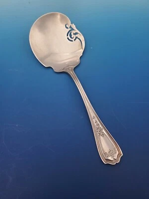 Servidor de tomate de plata esterlina Hepplewhite perseguido por Reed & Barton #11647 Foto 1 de 4