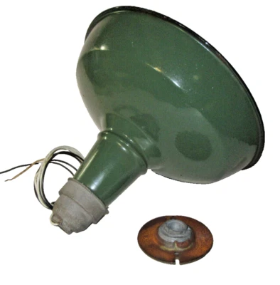 1930's American Benjamin Industrial Green Enameled Factory 14" Light w/Hardware - Image 1 of 4