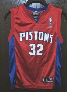 Reebok Red Richard Hamilton Detroit Pistons #32 Basketball Jersey Youth Small 8 - Picture 1 of 2