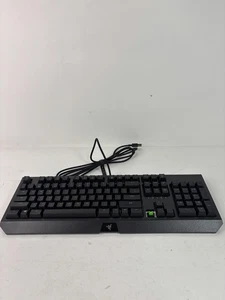 Razer BlackWidow Mechanical Gaming Keyboard: Green Mechanical Switches (Read) - Picture 1 of 6