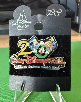 Prendedor coleccionable Walt Disney World Park 2000 "Celebra el futuro de la mano" Foto 1 de 3