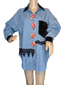 Vtg Chambray Shirt Appliqué Lace Trim Hippie Boho Cottage Great Scott Outfitters - Picture 1 of 8