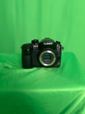 Cámara Panasonic Lumix GH4 16MP Profesional 4K Lente Intercambiable Sin Espejo Foto 1 de 4