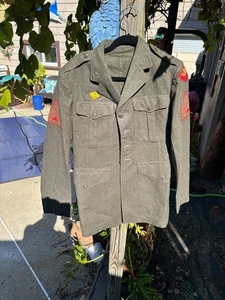 WW2 U.S.M.C. Seargents dress wool jacket - Picture 1 of 2