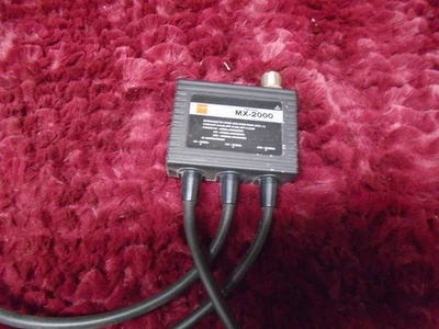 Antena Diamond MX-2000 Triplexer usada: 1.6-60/110-170/300- 900#4 Foto 1 de 4