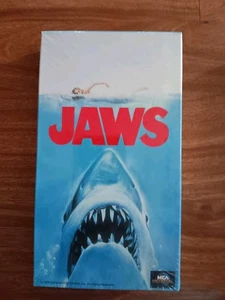 1991 Jaws VHS Sealed - Picture 1 of 6