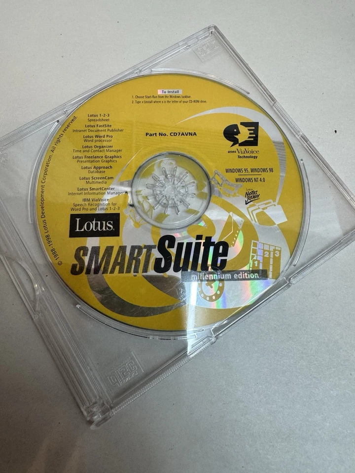 CD de software Lotus SmartSuite Millennium Edition Windows 98/2000/XP Windows 7 Foto 1 de 2