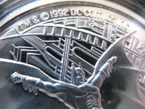 1-OZ.PURE SILVER 1992 DC COMICS VERY RARE BATMAN RETURNS COIN MINT#5333 BOX+GOLD - Picture 1 of 12