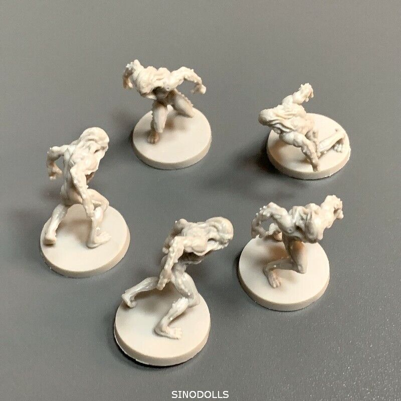 3Pcs Grey People Dungeons & Dragon Miniatures Board Game Figure Role Playing Toy 