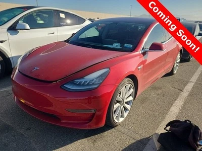 Tesla Model 3 2018 largo alcance Foto 1 de 4