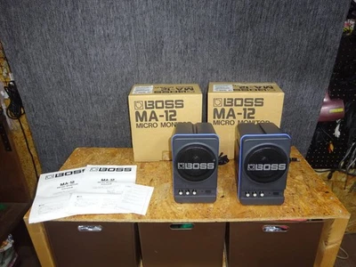 Par de Altavoces Monitor BOSS MA-12 Vintage Powered Japón con Manual y Caja Foto 1 de 4