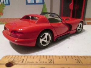 Juguetes Diecast Burago Rojo Dodge Viper RT/10 Escala 1:24 Hecho en Italia Puertas, Capucha Abierta - Imagen 1 de 24