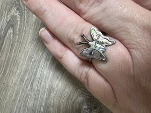 Vintage Butterfly Abalone Broken Ring NEEDS REPAIR See Pics Bin 53 - Picture 1 of 3